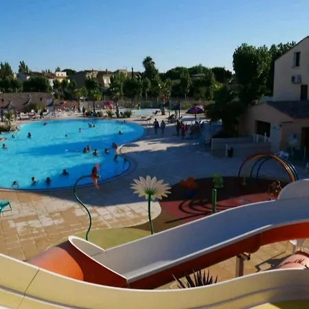Κάμπινγκ Mobil Oliviers 4 *